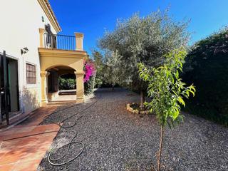 Location Maison jumelée à Sotogrande Costa. Casa adosada en alquiler en sotogrande costa, 4 dormitorios.