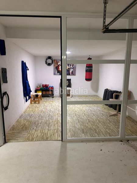 Foto 1f16a12e-6e46-4833-82e8-8e52e097b21b. Casa adossada amb calefacció aparcament piscina a Sotogrande