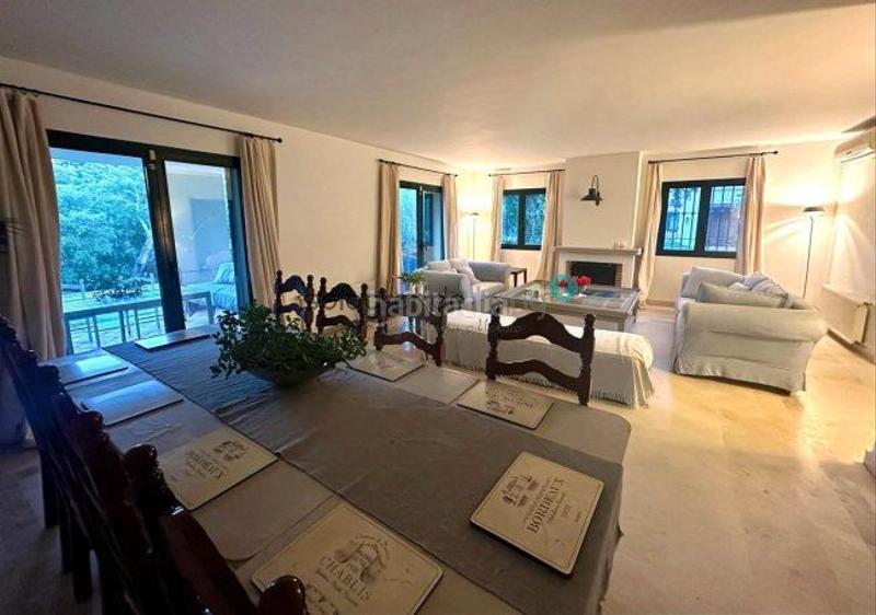 Foto fcc9f6c2-1880-4385-a96d-9ada676d143e. Casa adossada amb calefacció aparcament piscina a Sotogrande