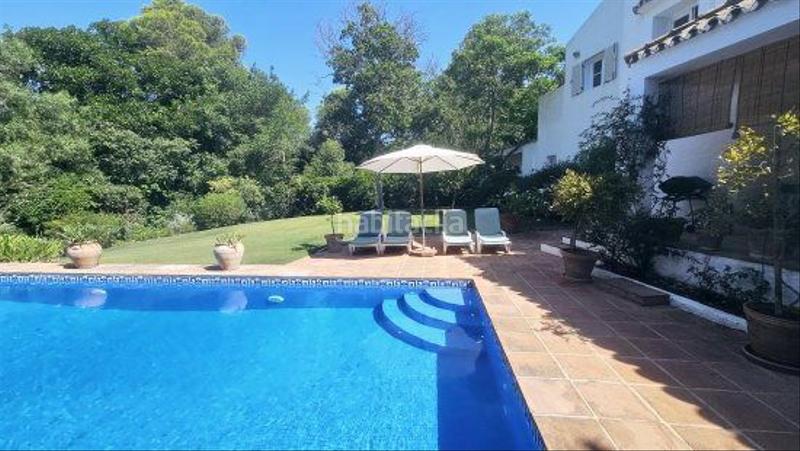 Foto 26b05a8f-a7b1-4d60-9ca5-2e76976cf495. Chalet villa en venta alto, 4 dormitorios. en Sotogrande alto Sotogrande