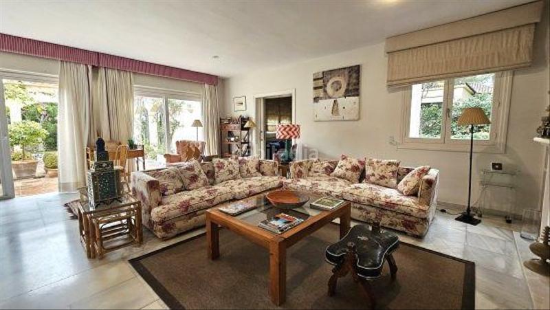 Foto 3707dd9d-9b62-47d2-893b-ed9b5dd1a146. Xalet amb calefacció aparcament piscina a Sotogrande alto Sotogrande