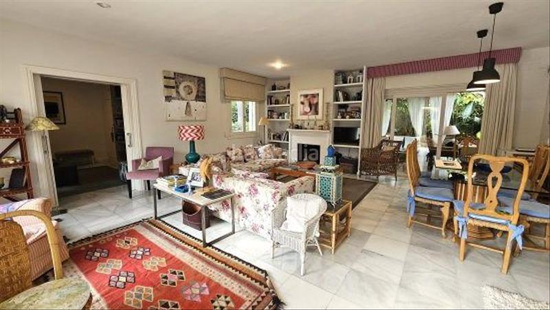 Foto 5e304562-68bf-47f3-8029-355a9298d338. Xalet amb calefacció aparcament piscina a Sotogrande alto Sotogrande