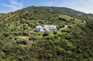 Chalet in Gaucín. Villa en venta en gaucin, 6 dormitorios.