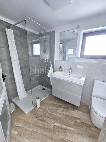 Foto 3a11ac6c-2ef8-4393-92e2-d5589d76d15a. Xalet amb piscina a Torreguadiaro-San Diego Sotogrande