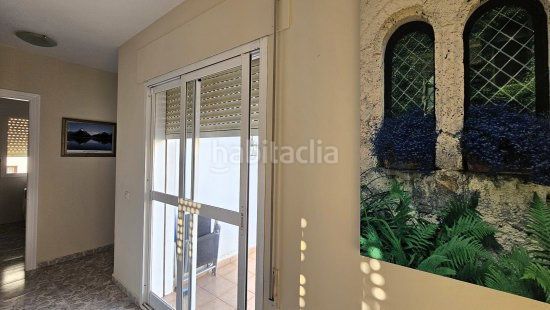 Foto a99ce8ac-d86f-4d61-8860-c2d7537ec11e. Casa amb aparcament a San Enrique-Guadiaro-Pueblo Nuevo Sotogrande