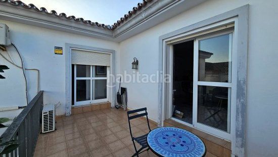 Foto cbe71a5e-3b72-4d7b-afef-f0df9ac11d4d. Casa amb aparcament a San Enrique-Guadiaro-Pueblo Nuevo Sotogrande