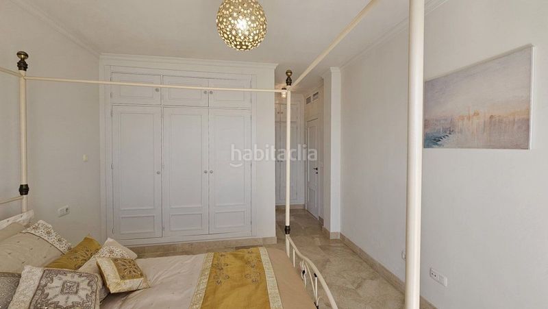 Foto c7ba2e29-89ab-49bd-b324-23dbb8904444. Casa adossada amb calefacció aparcament piscina a La Alcaidesa