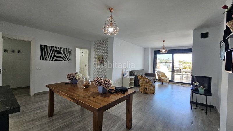 Foto d6727bda-4d7e-45b9-8f60-1fadc1efb802. Apartament amb calefacció aparcament piscina a La Alcaidesa