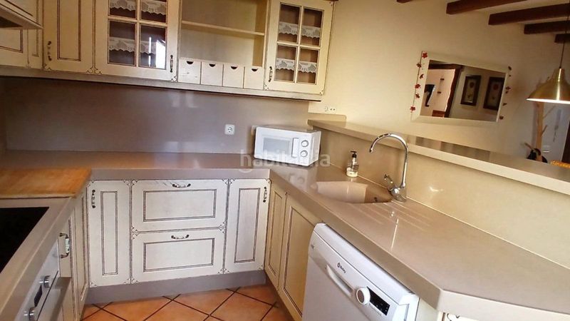 Foto 8d0e3d44-0248-44bf-8600-2c49b6b968b7. Lloguer apartament amb calefacció a Casares pueblo Casares