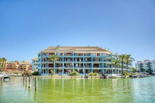 Apartament a Puerto de Sotogrande-La Marina. Apartamento en venta en sotogrande marina, 4 dormitorios.