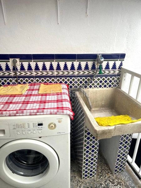 Foto c32e9758-bca0-4b8b-b502-77ae3c4bdbac. Casa amb aparcament a Gaucín