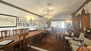 Business premise in San Enrique-Guadiaro-Pueblo Nuevo. Local en venta en guadiaro.