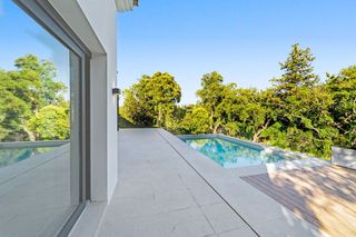 Xalet a Sotogrande Costa. Villa en venta en sotogrande costa, 5 dormitorios.