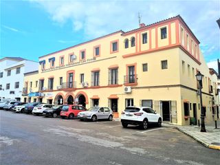 Business premise in San Enrique-Guadiaro-Pueblo Nuevo