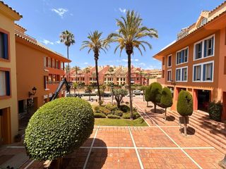 Lloguer Apartament a Puerto de Sotogrande-La Marina. Apartamento en alquiler en sotogrande puerto, 3 dormitorios.