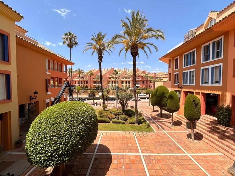 Foto 8a5b46d6-edbc-408e-8f47-56afe266094d. Lloguer apartament amb calefacció a puerto de Sotogrande-la marina Sotogrande
