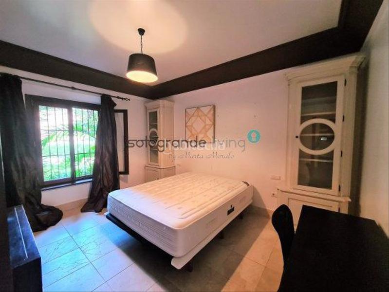 Foto 745824ae-9a1b-48a7-8194-35b96bff88ea. Apartment with heating parking pool in Sotogrande alto Sotogrande