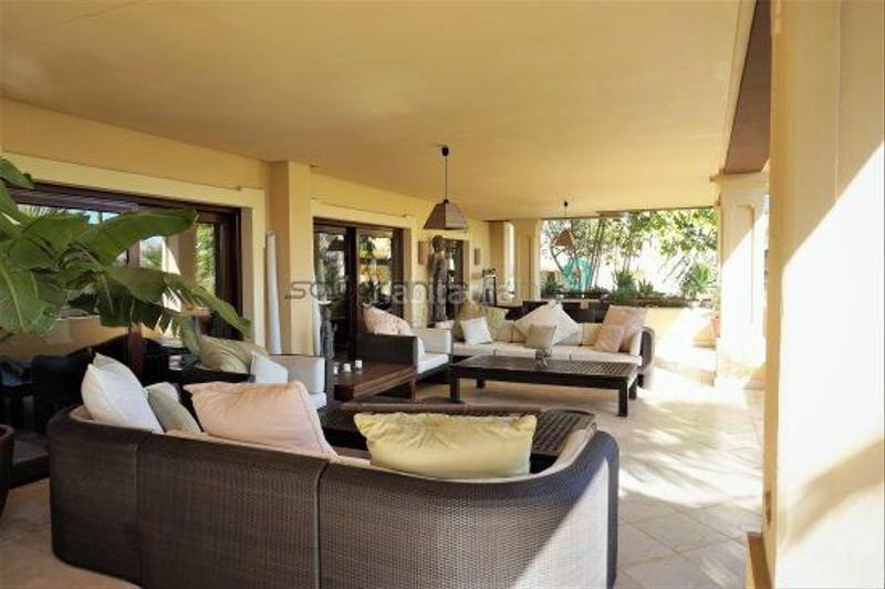 Foto a12f9ca8-3e62-4eb1-9816-de962ae15bcd. Apartment with heating parking pool in Sotogrande alto Sotogrande