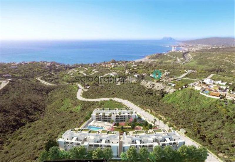 Foto 8618e799-5fb3-47b5-b5f3-7fef9e1bf126. Apartament amb aparcament piscina a Chullera Manilva