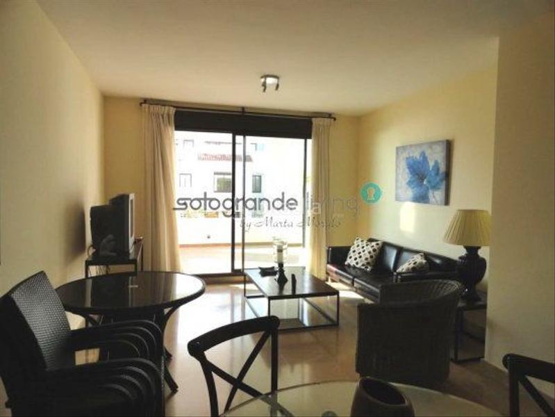 Foto f7df80aa-39aa-405e-a9bc-2220ed973597. Piccolo appartamento con riscaldamento parcheggio piscina in La Alcaidesa