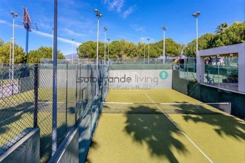 Foto 467ab93e-3fdd-446c-aeaf-9af49d5316c8. Piccolo appartamento con riscaldamento parcheggio piscina in Estepona