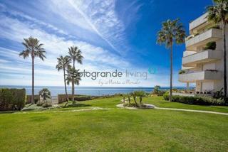 Appartement à Guadalmansa. Apartamento en venta en playa, 4 dormitorios.