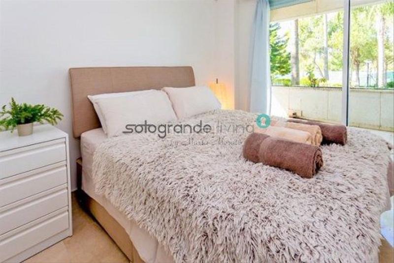 Foto 5a4ec402-371e-40ff-b36e-90cfc634e58f. Piccolo appartamento con riscaldamento parcheggio piscina in Estepona