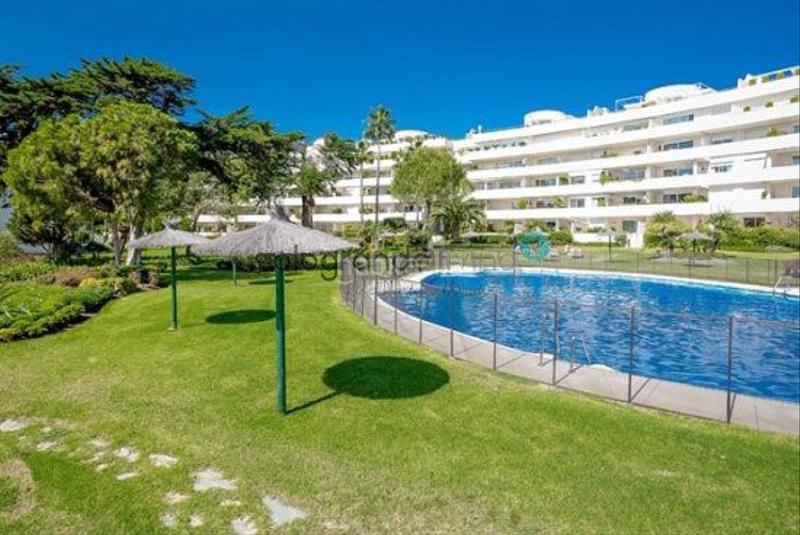 Foto fbb5b4c8-4027-4554-b678-06612772fc5c. Piccolo appartamento con riscaldamento parcheggio piscina in Estepona