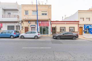 Local Comercial en Carretera nijar (cañada) 215