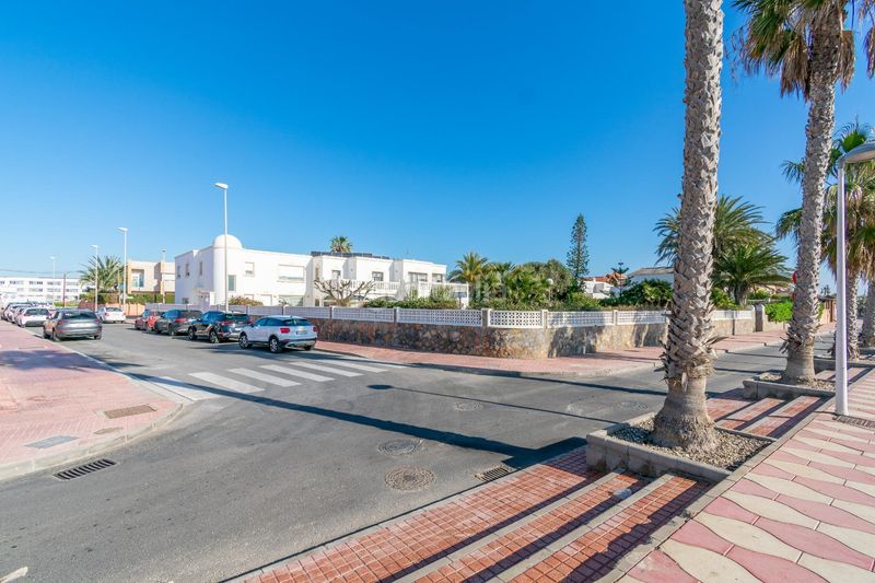 Foto 0c256f39-a780-4742-8c03-6e41c19b1a0d. Xalet a Costacabana - Loma Cabrera Almería