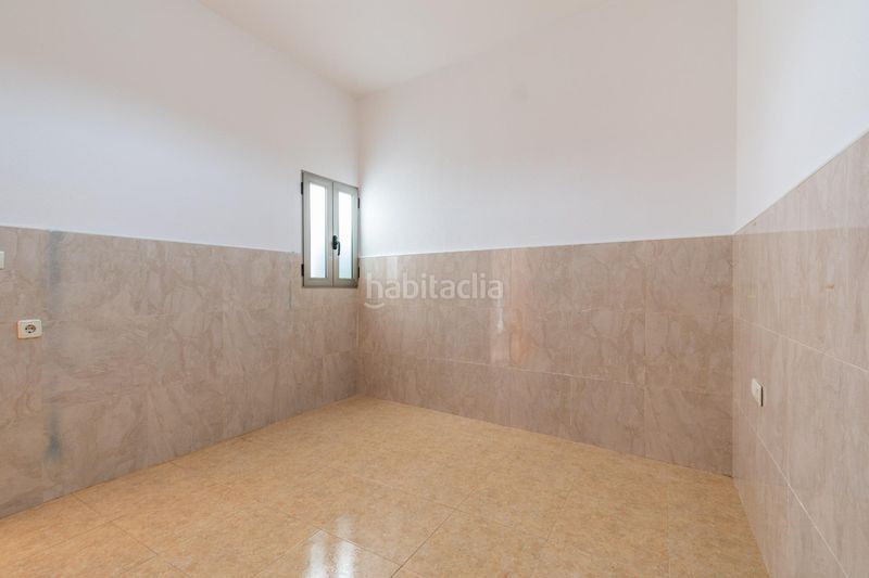 Foto 56e7fc7e-edb1-4d13-90b2-e0b54e5da107. Casa a El Alquián Almería