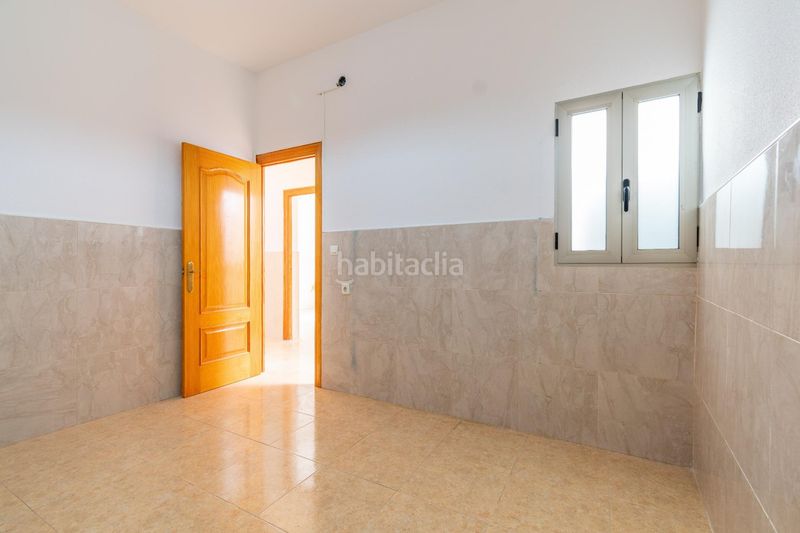 Foto a67c7e0d-d33a-4c1c-9171-0dffb16501de. Casa a El Alquián Almería