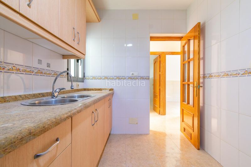 Foto d93ed00d-33b7-417e-93a8-af54005a7c90. Casa a El Alquián Almería