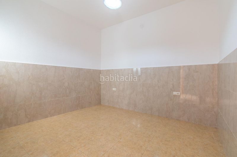 Foto f1c35654-6be1-4daf-a6ed-e3b33f3fdb4c. Casa a El Alquián Almería