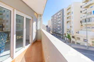 Flat  Cabo de gata. Piso amplio y luminoso a 50 metros del paseo marítimo del zapill