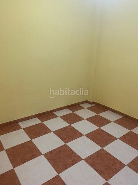 Foto edcf9d6d-ded7-4acd-a3f9-c643d2abb148. Pis a San Antón Armilla