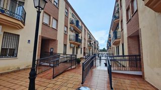 Piso en Residencial Triana - Barrio Alto. Piso de dos dormitorios en hiijar