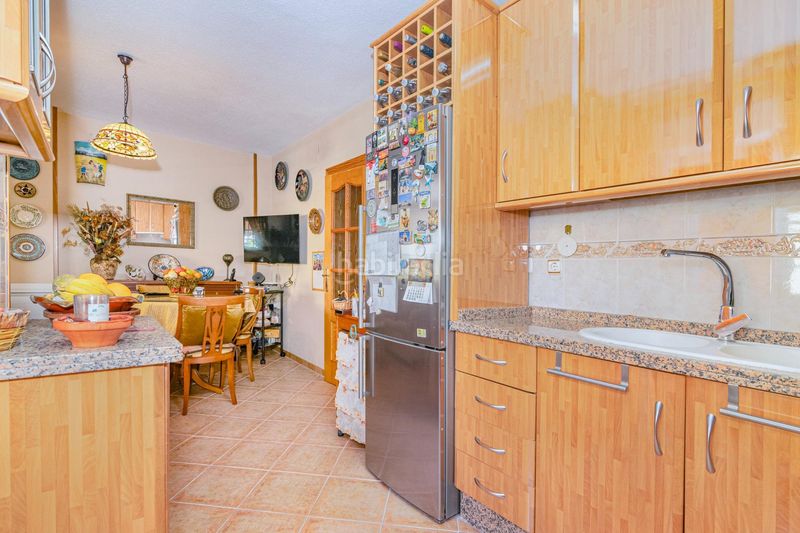 Foto 0ed360b7-a824-416b-a438-4e6dc715f417. Casa a schiera con parcheggio in Belicena Vegas del Genil