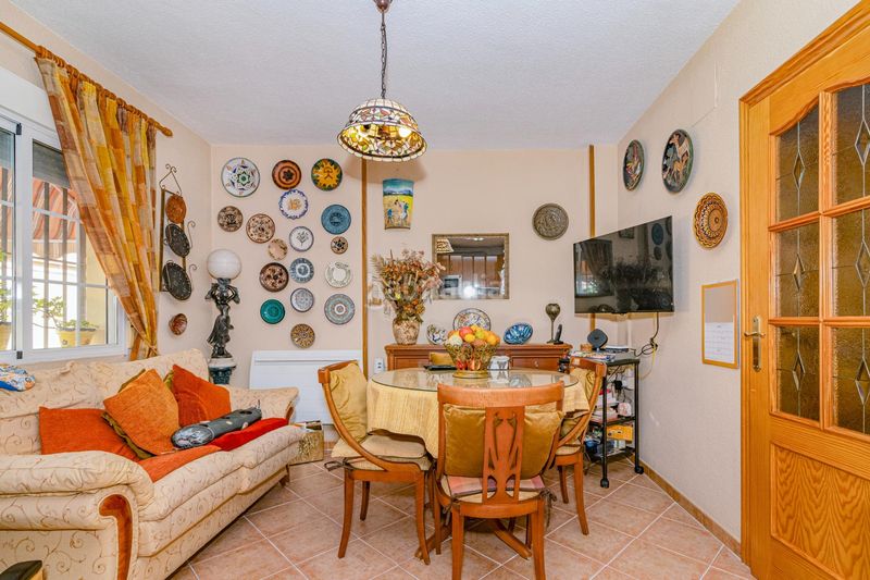 Foto 280b41e0-da11-4673-b9a4-7ae527a72e0e. Casa a schiera con parcheggio in Belicena Vegas del Genil