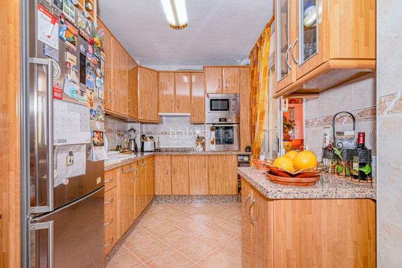 Foto 32c96427-4219-452a-8494-2944d4ff7bfd. Casa a schiera con parcheggio in Belicena Vegas del Genil