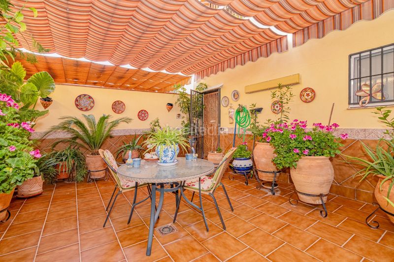 Foto 96a95534-bbac-478f-9a73-7ad24a710d9e. Casa a schiera con parcheggio in Belicena Vegas del Genil
