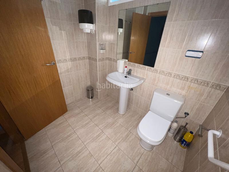 Foto 21524339-5716-4d3e-9c61-8293a6a7275d. Oficina amb calefacció a Avda de Madrid - Pº de la Estación Jaén