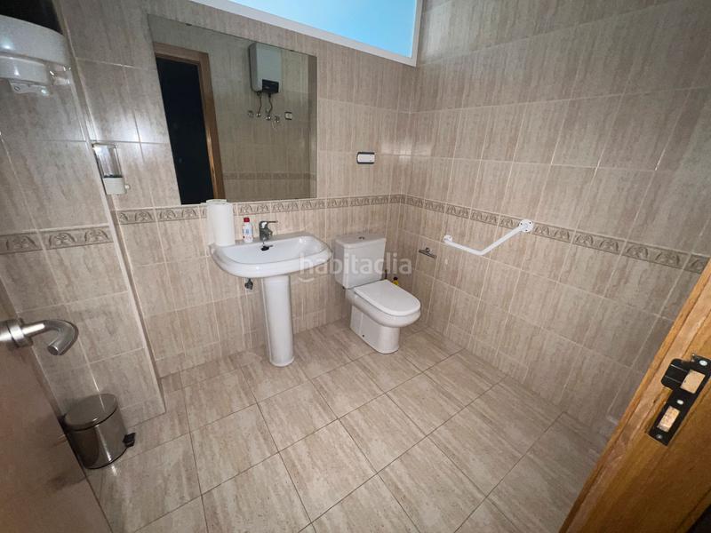 Foto 4c8fea32-5046-411c-bae4-a4678b3ef404. Oficina amb calefacció a Avda de Madrid - Pº de la Estación Jaén