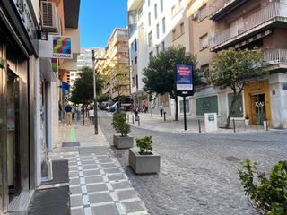 Local Comercial a Calle navas de tolosa 10. Local en el centro de jaén.