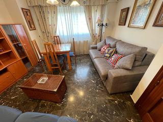 Location Appartement  Calle de la comunidad foral de navarra. Apartamento coqueto de 1 dormitorio junto a renfe