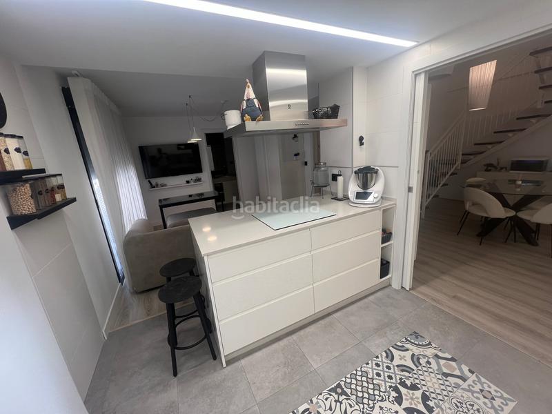 Foto 9b31c0b3-22a2-486d-8389-c32423c630d8. Dúplex en calle pedro díaz 2 piso dúplex como nuevo en san ildefonso en Jaén