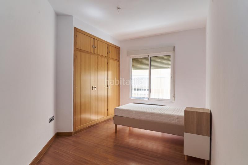 Foto 04796628-1bb7-4002-9910-baa271b7d3f4. Piso en plaza de la constitución 10 centro, plaza constitución, para entrar sin reformas en Jaén