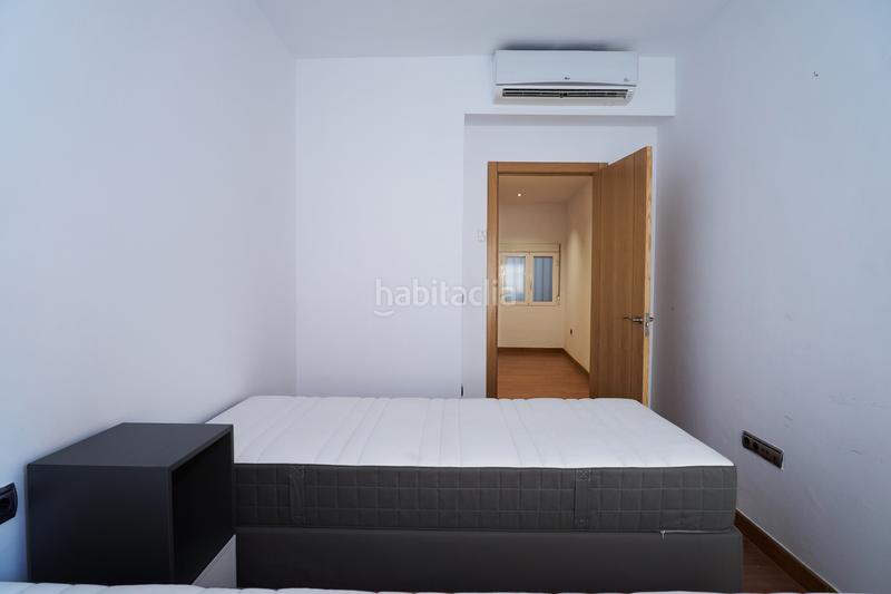 Foto 1e2112ae-ac4c-4bbe-9ba5-525927ebf1cc. Piso en plaza de la constitución 10 centro, plaza constitución, para entrar sin reformas en Jaén