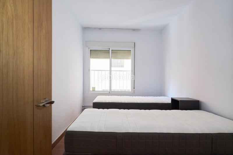 Foto 847dc8b2-933c-40bb-93f7-f6fdc670c43e. Piso en plaza de la constitución 10 centro, plaza constitución, para entrar sin reformas en Jaén