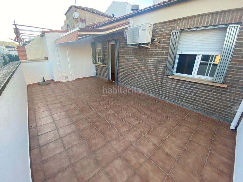 Foto ec51eb3d-759d-4feb-8fa8-f4400c21b91e. Alquiler ático  sin amueblas de 3 dormitorios junto al Hospital en Jaén